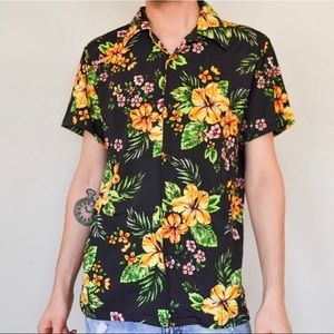 Floral Short Sleeve Button Down- Black